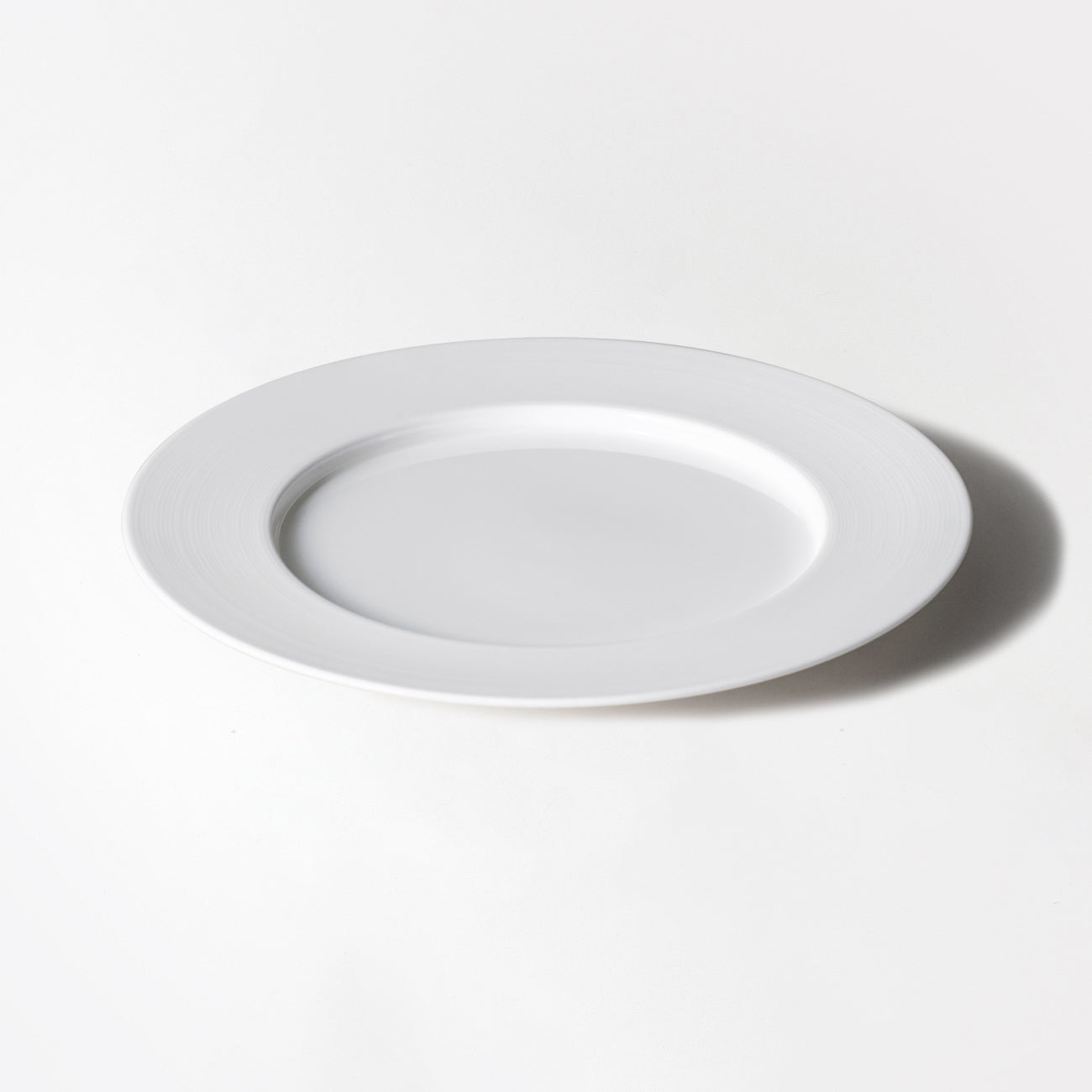白いブランド食器｜25cmアラカルト皿｜EXQUISITE｜ニッコー公式