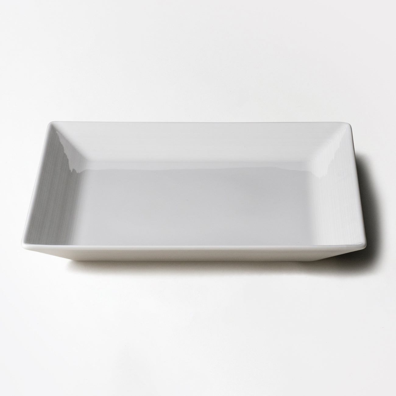 白いブランド食器｜25cm角皿｜EXQUISITE｜ニッコー公式オンラインショップ